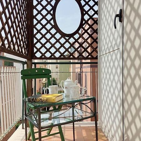 Relax Rome With 2 Balconies - 2 Bedroom Flat, 3Rd Floor With Lift, High Comfort, Quite, A Walk From Urban Train Station Gemelli And Metro A Stops Battistini & Cornelia Connecting To Center In 20 Minutes, 2 Steps From Bus Stop, Cycle Path, Groceries Exterior foto